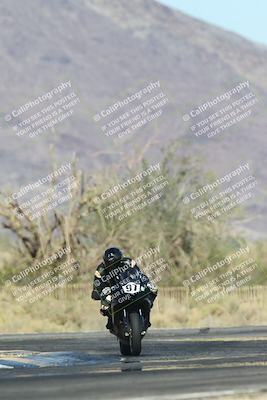 media/Nov-02-2025-CVMA (Sun) [[337aff29ab]]/Race 9-Middleweight Shootout/